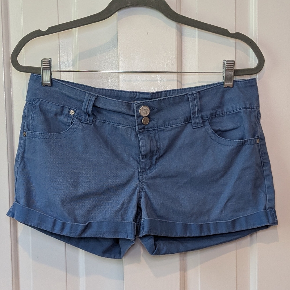 Indigo Rein Womens Shorts Blue Size 11 Flat Front Juniors